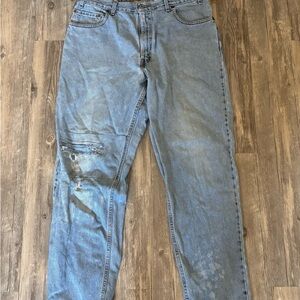 Levi's 560 Loose Fit Jeans with Distressed Details